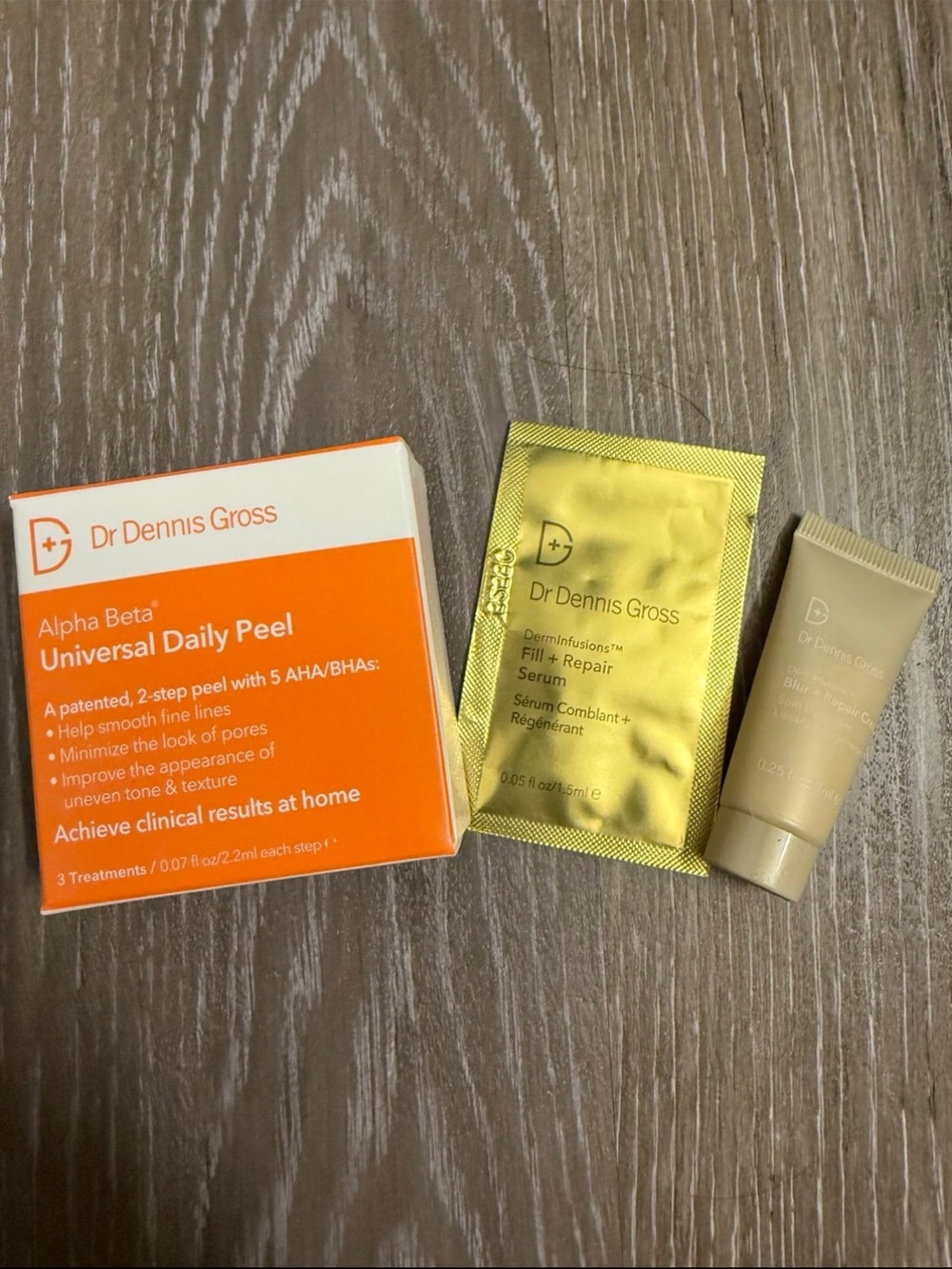 Dr Dennis Gross Alpha Beta Universal Daily Peel – Orange & Gold Sample Kit